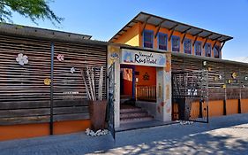 Vanzylsrus Hotel